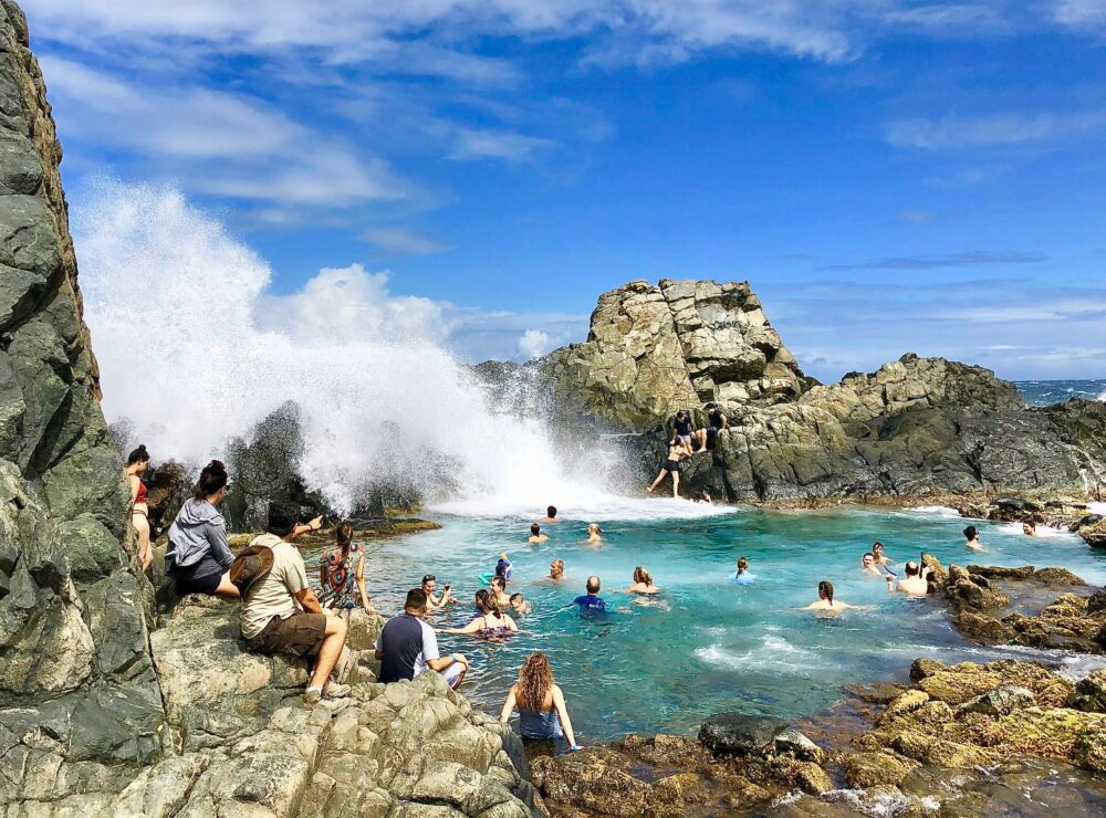 Wunderschöner Naturpool im Arikok Nationalpark auf Aruba.