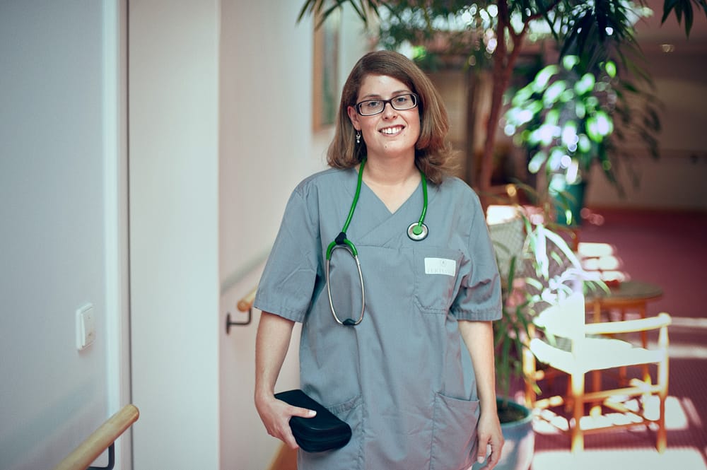 Porträt von Daniela Berenbold, Pflegefachkraft bei Tertianum Care