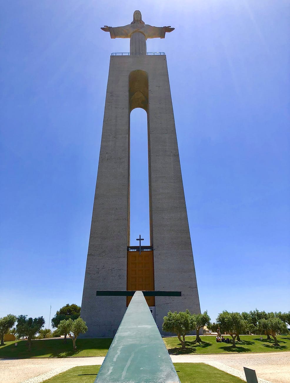 Statue 'Christo Rei' in Almada, Portugal