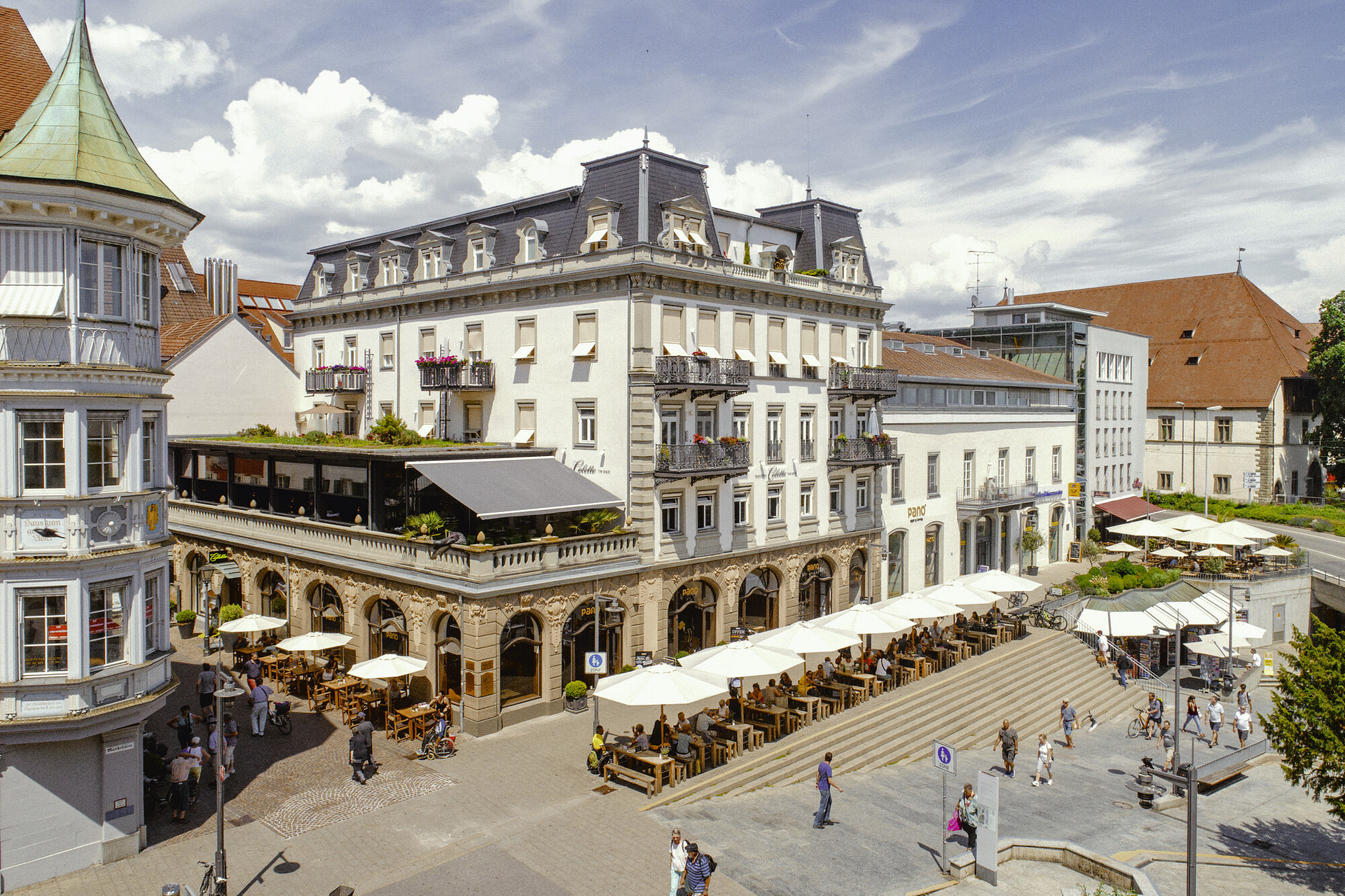 Die Außenfassade der Tertianum Premiumresidenz in Konstanz für Altersgerechtes Wohnen