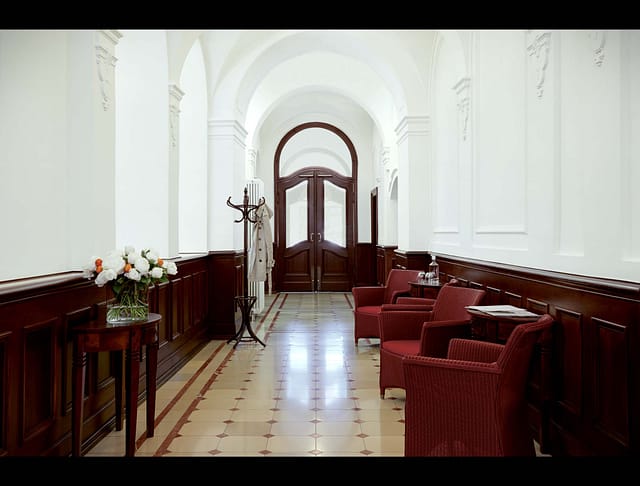 Foyer mit Sitzgelegenheiten im Tertianum Konstanz