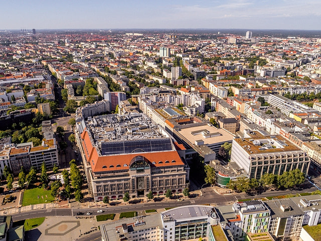 Luftaufnahme der Tertianum Premium Residenz in Berlin