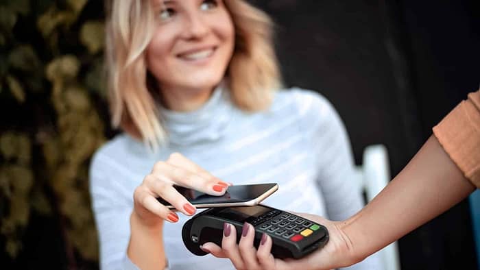 Bargeld adé? – Die Zukunft des mobilen Bezahlens